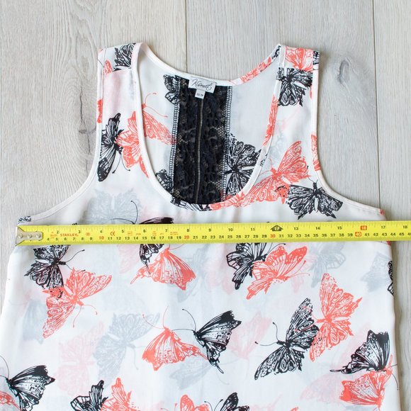 Butterfly sleeveless camisole tank with black lace back size small - Picture 9 of 10